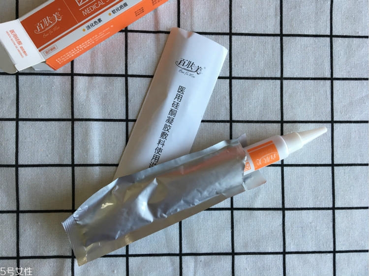 百膚美除疤效果怎么樣 和新疤舊印說(shuō)再見