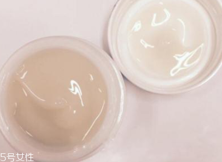 親油型眼霜什么意思 親油型眼霜適合什么膚質 親油型眼霜什么意思 親油型眼霜適合什么膚質