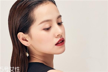 圓臉適合什么耳環(huán) 給你風(fēng)情萬種的夏天 圓臉適合什么耳環(huán) 給你風(fēng)情萬種的夏天