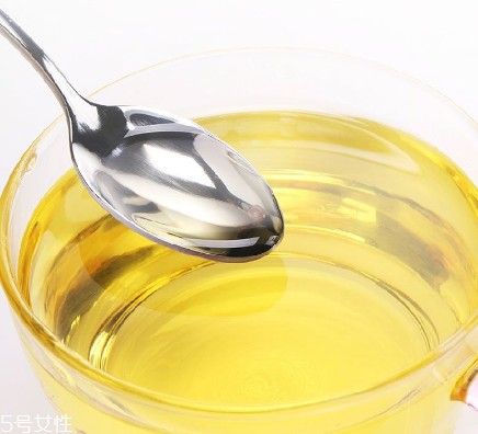 玉米油是轉(zhuǎn)基因的嗎 這個不一定