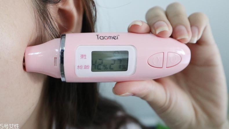 珂潤(rùn)面霜和hfp面霜哪個(gè)好 2款同價(jià)面霜大pk 珂潤(rùn)面霜和hfp面霜哪個(gè)好 2款同價(jià)面霜大pk