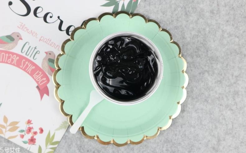 韓詩蘊凍膜使用方法 去除黑頭簡單又給力 韓詩蘊凍膜使用方法 去除黑頭簡單又給力