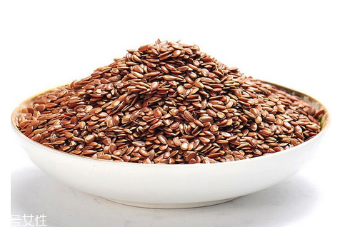 亞麻籽油能直接喝嗎 這樣喝也不錯(cuò) 亞麻籽油能直接喝嗎 這樣喝也不錯(cuò)