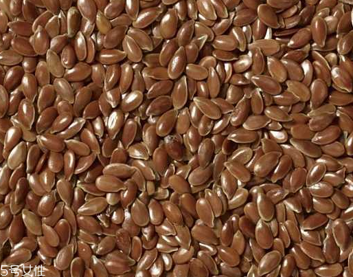 亞麻籽油能直接喝嗎 這樣喝也不錯(cuò) 亞麻籽油能直接喝嗎 這樣喝也不錯(cuò)