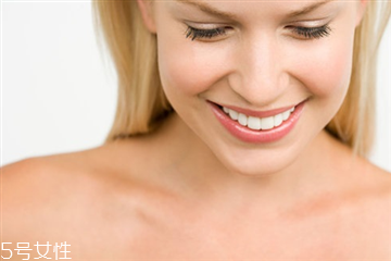 油性皮膚一天洗幾次臉最好 油性皮膚不宜多洗臉 油性皮膚一天洗幾次臉最好 油性皮膚不宜多洗臉