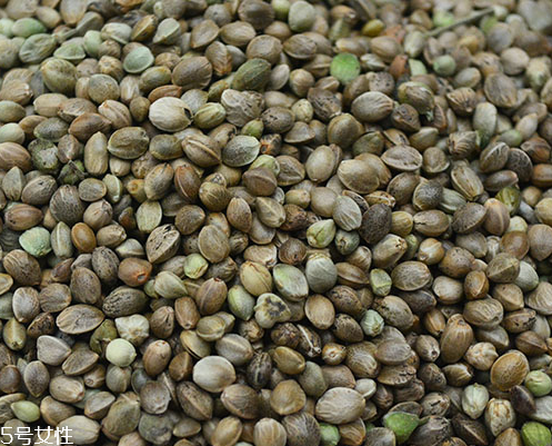 火麻油能治胃病嗎 有效養(yǎng)胃殺菌 火麻油能治胃病嗎 有效養(yǎng)胃殺菌