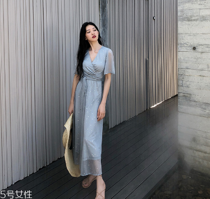 上班穿什么裙子 玩轉(zhuǎn)職場ol風