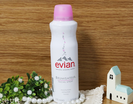 依云噴霧真假 教你鑒別依云噴霧真假對比 依云噴霧真假 教你鑒別依云噴霧真假對比