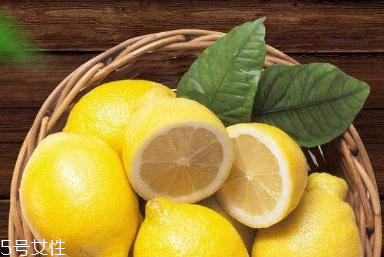 檸檬怎么吃更營養(yǎng) 不止能泡水 檸檬怎么吃更營養(yǎng) 不止能泡水