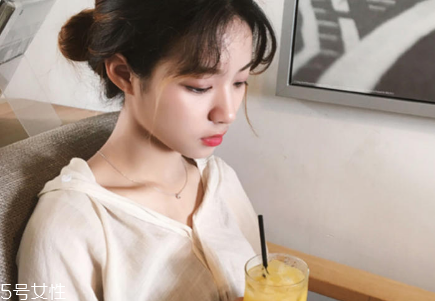 2022年流行什么吊墜 小眾又優(yōu)雅 2022年流行什么吊墜 小眾又優(yōu)雅