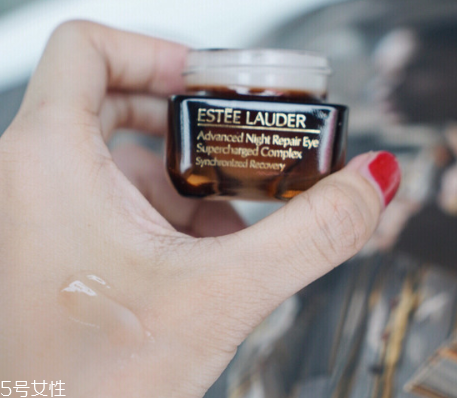 雅詩蘭黛抗藍(lán)光眼霜什么意思 抗藍(lán)光效果測試 雅詩蘭黛抗藍(lán)光眼霜什么意思 抗藍(lán)光效果測試