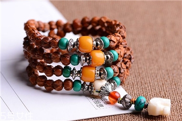 桃木手串怎么看真假 避開(kāi)商家陷阱 桃木手串怎么看真假 避開(kāi)商家陷阱