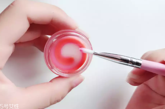 recipe潤唇膏怎么樣 讓人想吃的唇膏 recipe潤唇膏怎么樣 讓人想吃的唇膏