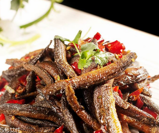 泥鰍放冰箱會(huì)死嗎 這樣放不會(huì)死 泥鰍放冰箱會(huì)死嗎 這樣放不會(huì)死