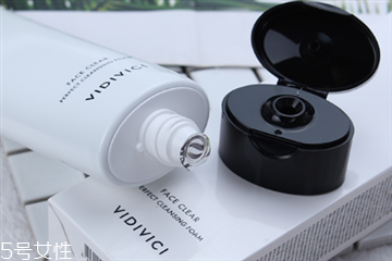 vidivici洗面奶是皂基嗎 小香奈兒洗面奶 vidivici洗面奶是皂基嗎 小香奈兒洗面奶