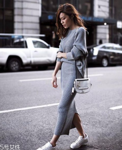 針織裙怎么搭配 跟著明星學(xué)穿搭 針織裙怎么搭配 跟著明星學(xué)穿搭