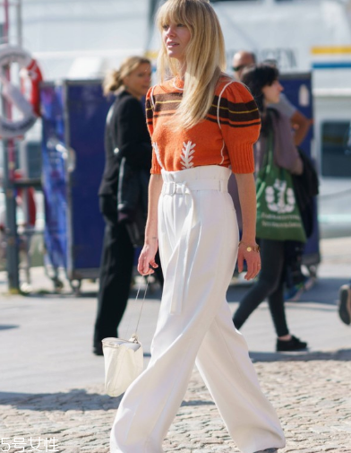 針織短袖什么時候穿 時尚圈大難題 針織短袖什么時候穿 時尚圈大難題