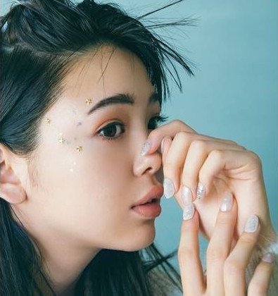 妝容與美甲怎么搭配更可愛 妝容與美甲怎么搭配更可愛