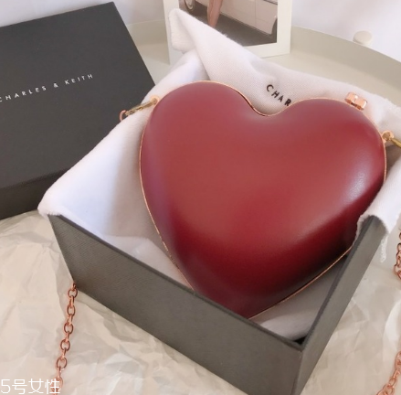 小ck愛(ài)心包尺寸 出乎意料的迷你款