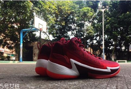 李寧空襲4測(cè)評(píng) 國產(chǎn)籃球鞋的經(jīng)典