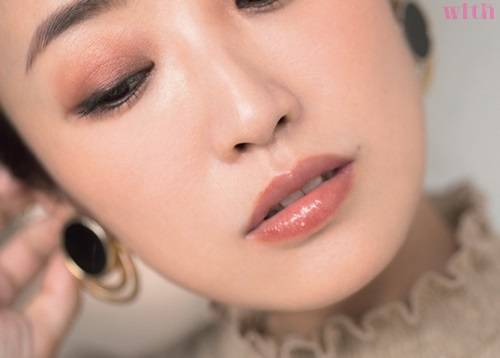 男人喜歡女人涂什么顏色的唇膏 男人喜歡女人涂什么顏色的唇膏