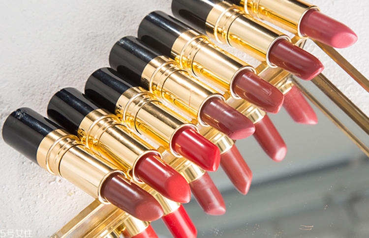 平價(jià)口紅容易脫妝斑駁嗎 平價(jià)口紅也有持久度高的 平價(jià)口紅容易脫妝斑駁嗎 平價(jià)口紅也有持久度高的