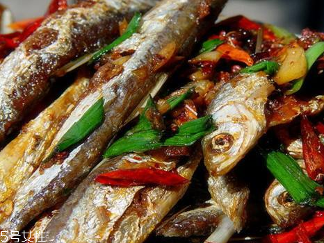 刁子魚刺多嗎 刺有點小多 刁子魚刺多嗎 刺有點小多