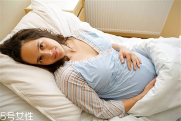 孕期胎教怎么做最好? 孕期胎教看哪些書(shū)?