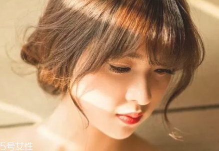 熬夜長痘痘怎么辦？去除痘痘小竅門