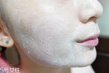 去角質(zhì)產(chǎn)品質(zhì)量怎么鑒別 質(zhì)量好不好看這里 去角質(zhì)產(chǎn)品質(zhì)量怎么鑒別 質(zhì)量好不好看這里