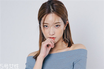 早上醒來眼皮腫怎么辦 預防起床眼部浮腫小妙招