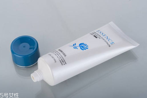 氨基酸洗面奶是無(wú)泡的嗎 這絕對(duì)是大誤解