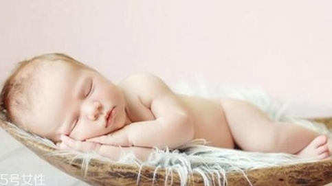 睡覺突然抖一下驚醒怎么辦 是這些因素 睡覺突然抖一下驚醒怎么辦 是這些因素