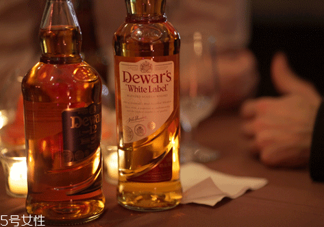 威士忌是什么味道 味道很多變 威士忌是什么味道 味道很多變