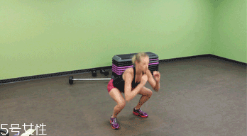 深蹲和馬步哪個更好 深蹲和馬步區(qū)別 深蹲和馬步哪個更好 深蹲和馬步區(qū)別