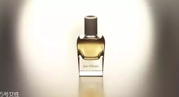 愛馬仕香水哪個適合約會 撩人約會香水盤點