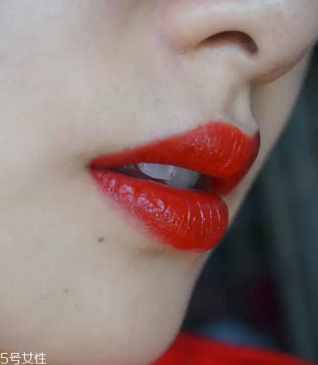 tf黑管15和16哪個(gè)好看 tf黑管15和16號(hào)試色及價(jià)格