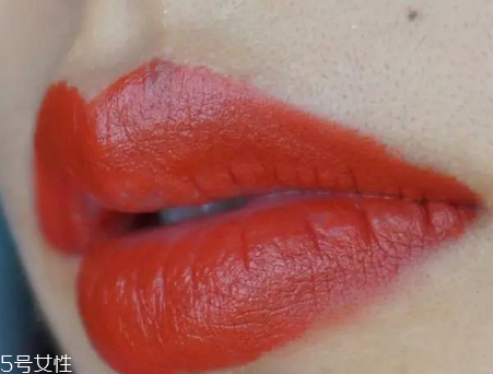 tf黑管15和16哪個(gè)好看 tf黑管15和16號(hào)試色及價(jià)格