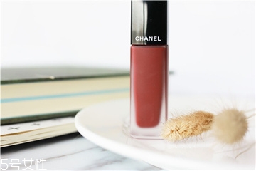 香奈兒154多少錢 香奈兒154唇釉價格 香奈兒154多少錢 香奈兒154唇釉價格