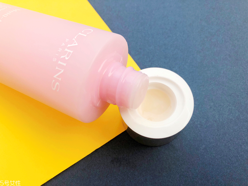 嬌韻詩(shī)分齡精華水怎么樣 給你充滿少女感的臉蛋 嬌韻詩(shī)分齡精華水怎么樣 給你充滿少女感的臉蛋