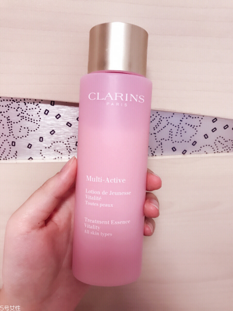 嬌韻詩(shī)分齡精華水怎么樣 給你充滿少女感的臉蛋 嬌韻詩(shī)分齡精華水怎么樣 給你充滿少女感的臉蛋