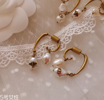 珍珠耳環(huán)怎么清洗 這樣做就對(duì)了