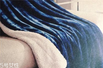 毛毯可以暴曬嗎 看具體材質 毛毯可以暴曬嗎 看具體材質