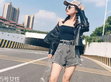 短褲怎么穿顯腿長 夏天離不開它 短褲怎么穿顯腿長 夏天離不開它