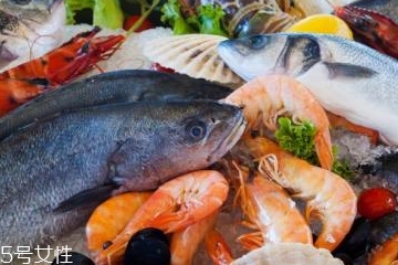 脂肪和膽固醇的關(guān)系差別 脂肪和膽固醇的關(guān)系差別