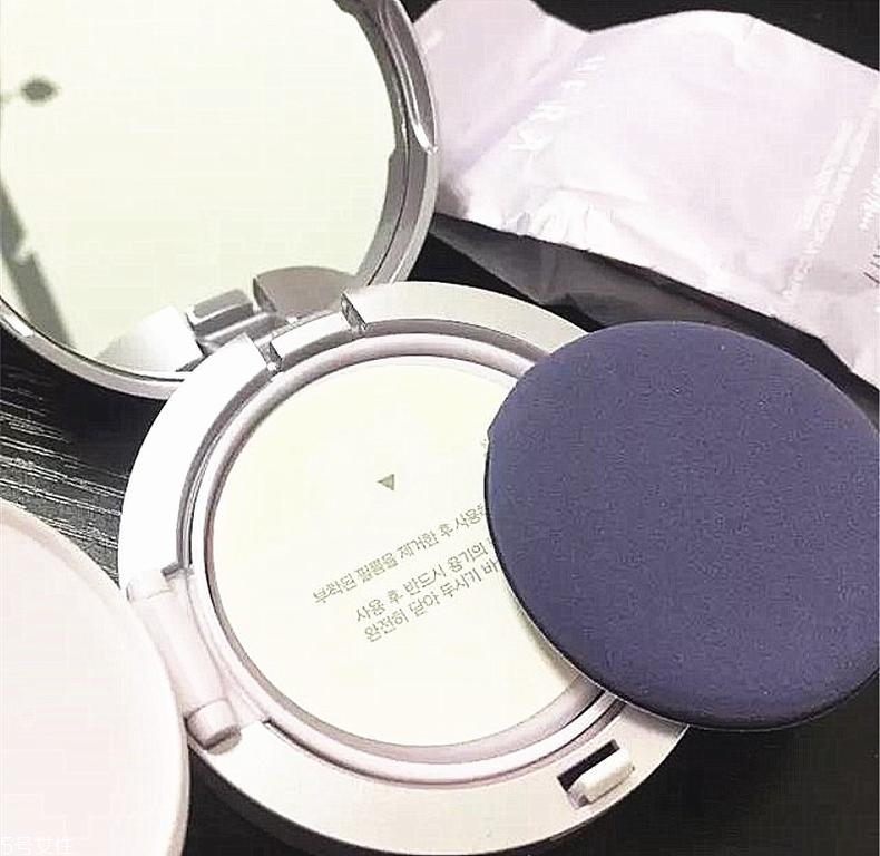 赫拉氣墊適合干皮嗎 大干皮簡(jiǎn)直不要太歡喜 赫拉氣墊適合干皮嗎 大干皮簡(jiǎn)直不要太歡喜