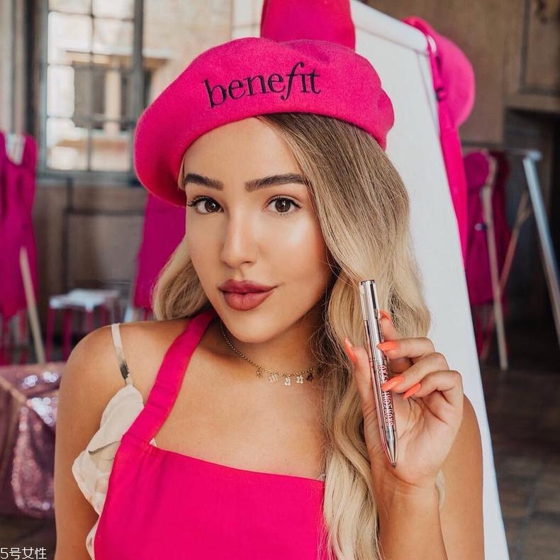 貝玲妃4合1眉筆使用方法 新手和老司機(jī)都愛它 貝玲妃4合1眉筆使用方法 新手和老司機(jī)都愛它