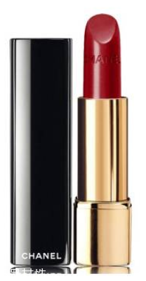 吊帶裙配什么顏色口紅 2種色系為你性感加分 吊帶裙配什么顏色口紅 2種色系為你性感加分