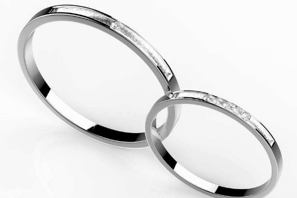 鉑金戒指發(fā)黃怎么清洗 這幾點(diǎn)要學(xué)會(huì) 鉑金戒指發(fā)黃怎么清洗 這幾點(diǎn)要學(xué)會(huì)