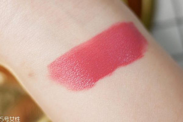 阿瑪尼紅管501適合日常涂嗎 阿瑪尼紅管501顯白嗎 阿瑪尼紅管501適合日常涂嗎 阿瑪尼紅管501顯白嗎